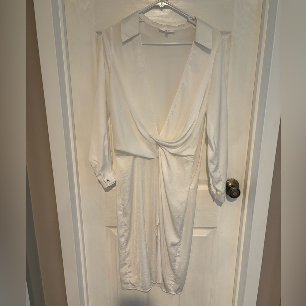 Elegant White Wrap front dress size 6